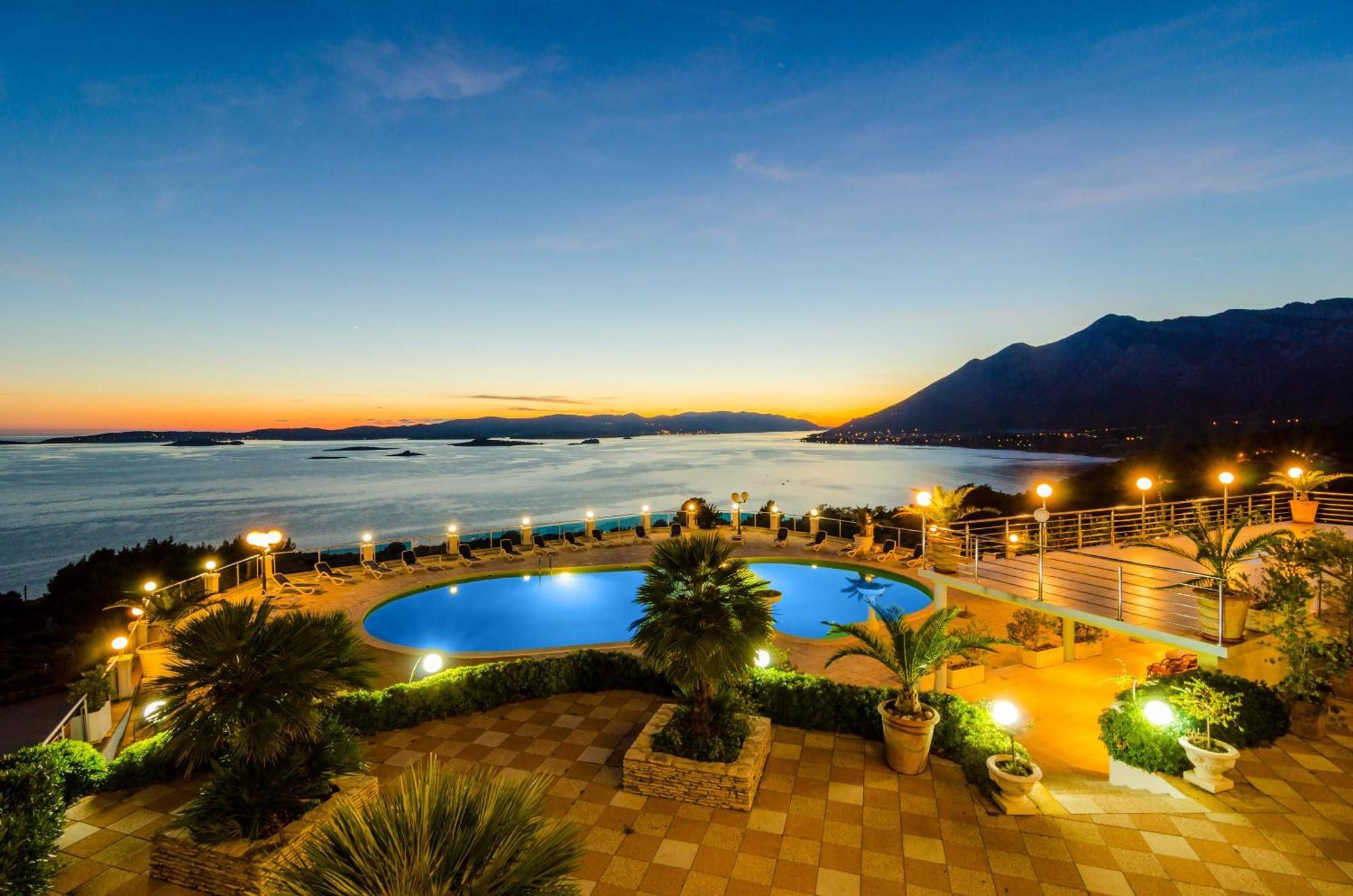 Hotel Pansion Villa Antonio 오레비츠 외부 사진