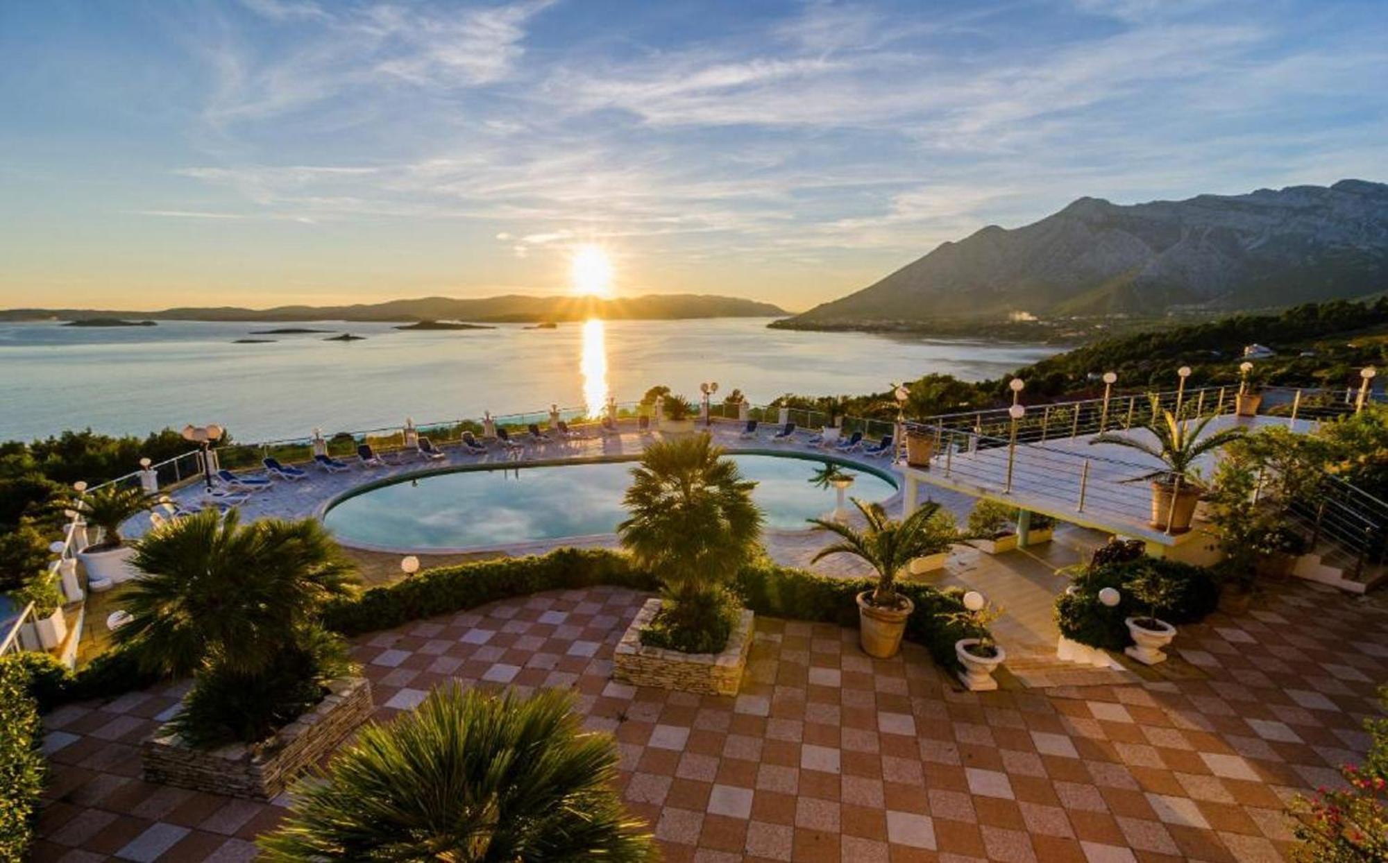 Hotel Pansion Villa Antonio 오레비츠 외부 사진
